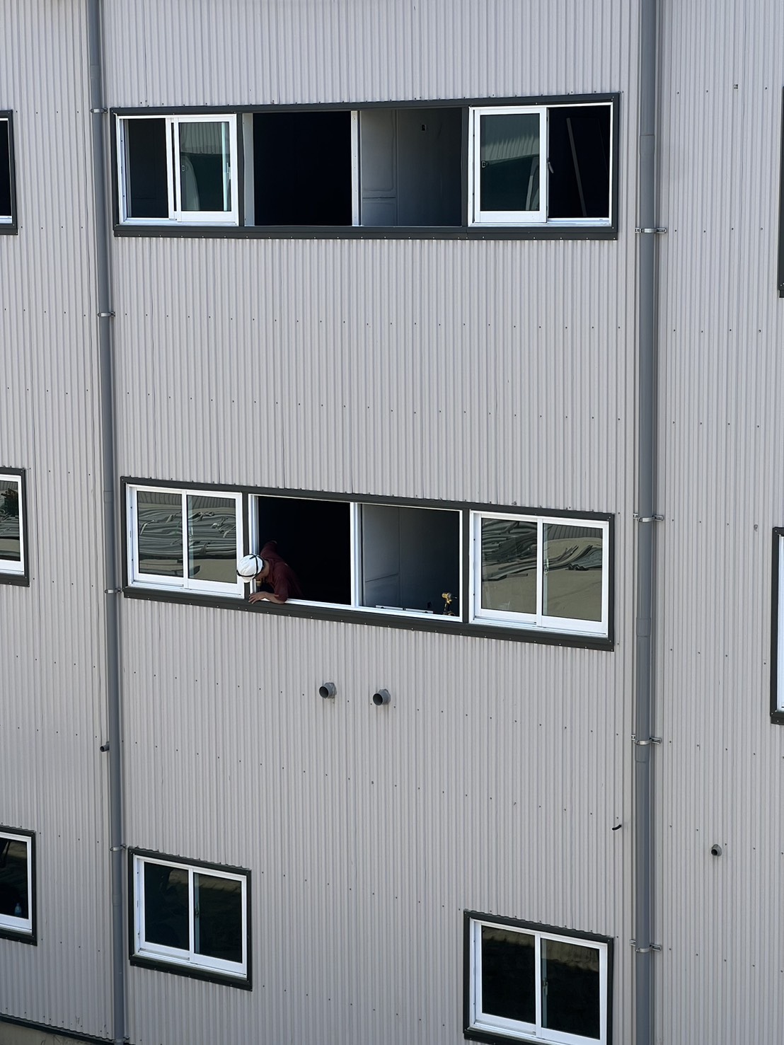 台南科技園區廠房外框出貨安裝